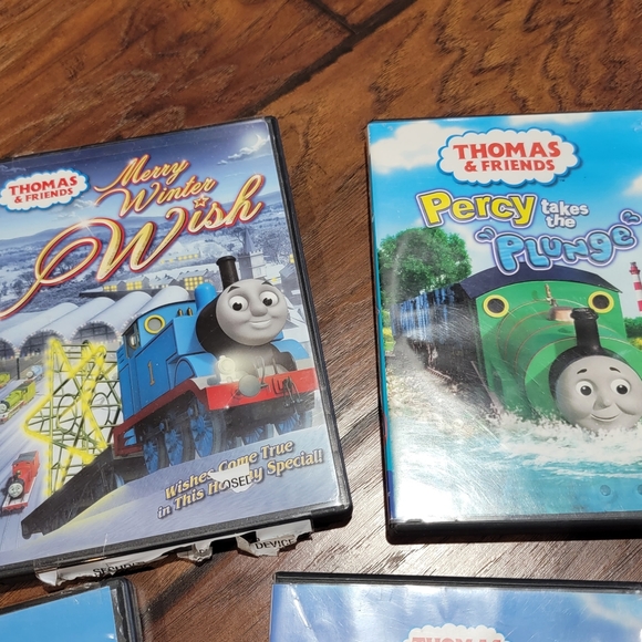 Thomas the Train DVD collection - Picture 6 of 10
